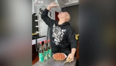 JEZIVO! Poznati Tiktoker preminuo zbog bizarnog izazova, pronađen mrtav nakon uživo prenosa!