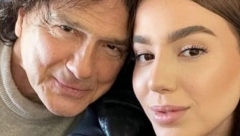 SKINULA SE ĆERKA ZDRAVKA ČOLIĆA Objavila vrelu fotku iz kupatila, kadrovi su brutalni, a komentari se samo nižu