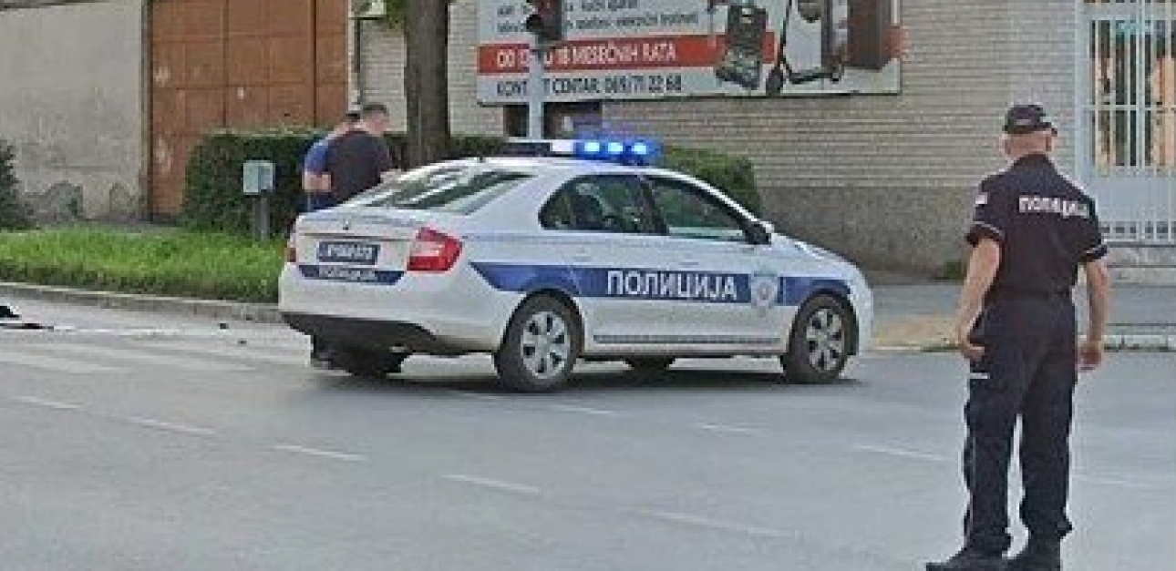 BESKUĆNICI SE POSVAĐALI, PA JEDAN POTEGAO NOŽ Novi detalji o ubici koji se sam predao u Novom Sadu