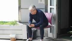 SAŠA POPOVIĆ PREKO NOĆI JE IZGUBIO SVE ŠTO JE STEKAO Brena pokušala da mu pomogne, a banka mu uzela čitavo bogatstvo