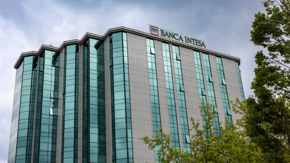 FAKTORING REŠENJE ZA REGIONALNO POVEZIVANJE KUPACA I DOBAVLJAČA Internacionalna platforma za faktoring grupe Intesa Sanpaolo dostupna u Srbiji