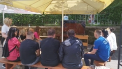 SVI UZ NOLETA Srbi na protestu u Zvečanu gledaju Đokovićev meč