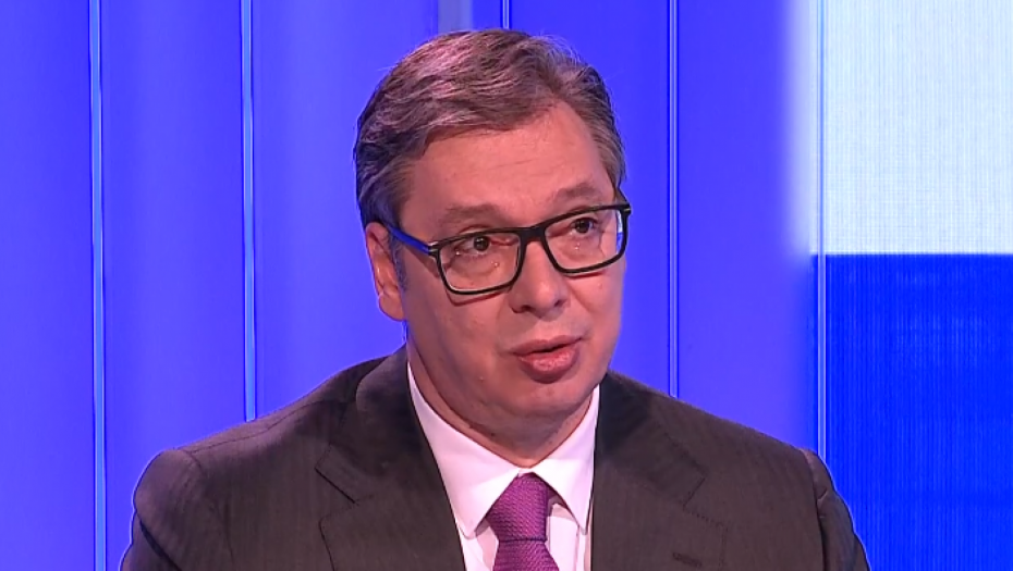 VUČIĆ O SVOM UČEŠĆU U EMISIJI "PLESOM DO SNOVA" Ja sam prihvatio da mi se smeju, da bih nekome mogao da pomognem
