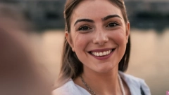 STRANCI OBJAVILI VODIČ KAKO DA OSVOJITE SRPKINJU Evo koje su najveće greške koje momak može da napravi ako želi da zavede našu devojku