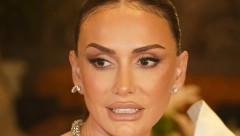 EMINA NE ŽELI VIŠE DA ĆUTI O MUSTAFI SANDAL Mesecima je na sudu sa njim, a sada otkrila da je na meti konstantnih napada i laži zbog njega!