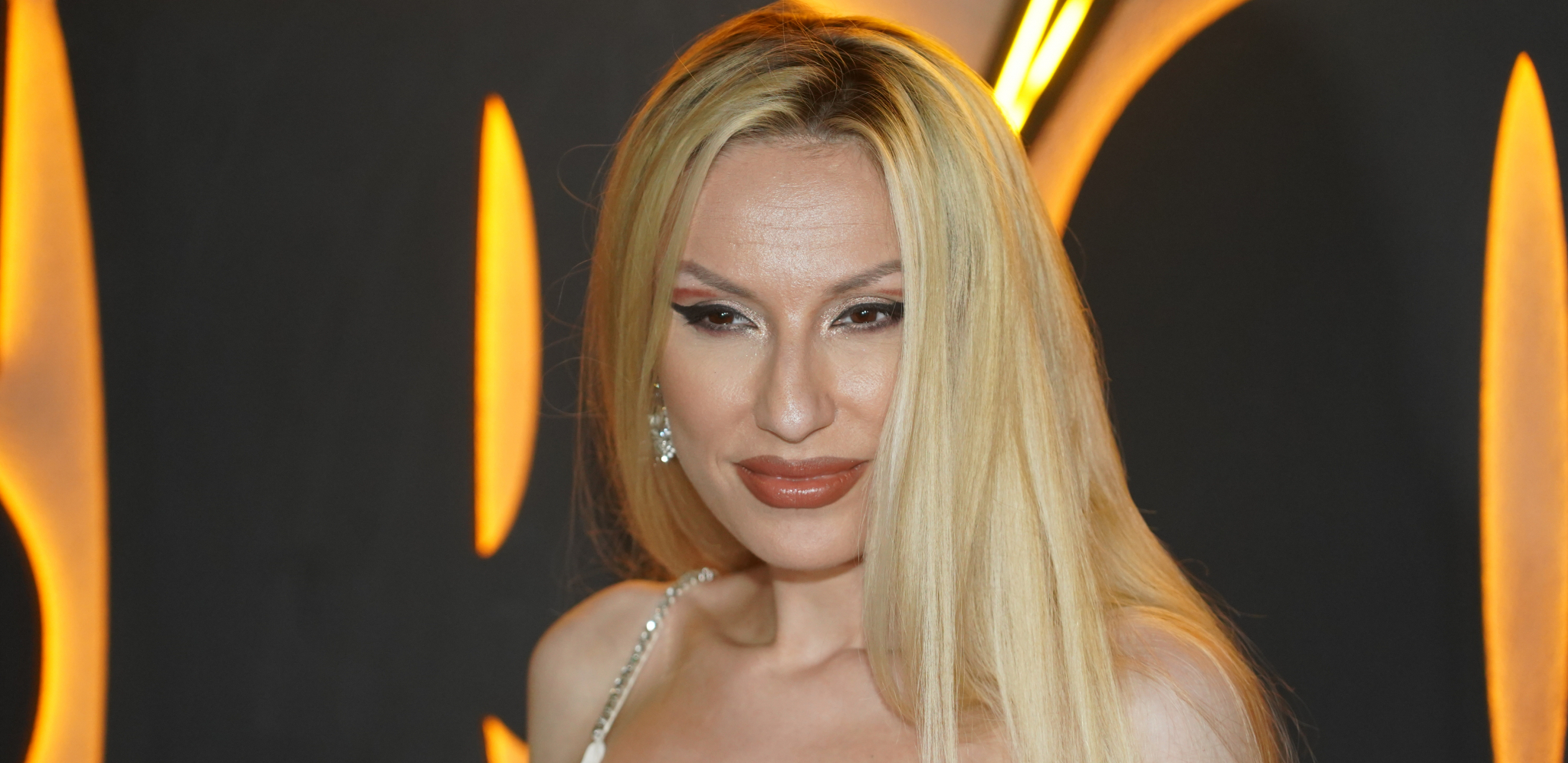 PRINOVA U PORODICI RADE MANOJLOVIĆ Pevačica blista od sreće, pokazala kako je reagovao njen otac Rade