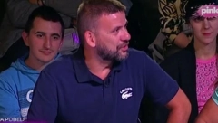 NE ŽELI VIŠE DA GUBI VREME Mikica Bojanić svakodnevno uživa u društvu svoje dece, A ovim postupkom ih je posebno obradovao