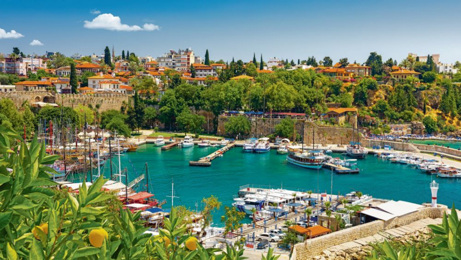 HOROR U TURSKOM RIZORTU SA PET ZVEZDICA Turista zbog tobogana završio u komi, pa umro!