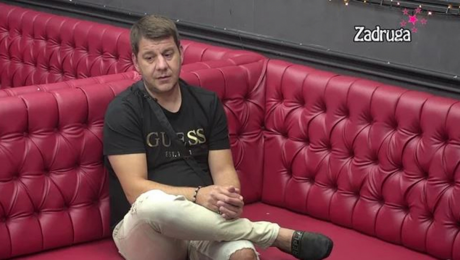 NE MOŽE DA JE GLEDA OČIMA! Ivan Marinković ne prestaje da blati Anu, izneo niz uvreda na njen račun!
