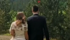 LJUBAV KRUNISANA NA LIVADI Ovakvo venčanje Srbija ne pamti, fudbaler Zvezde šokirao sve (FOTO)