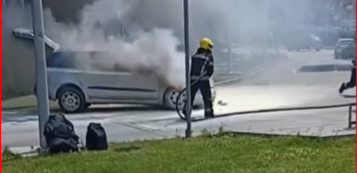 ZAŠTO SE AUTOMOBIL ZAPALI TOKOM VOŽNJE? Ovo su najčešći razlozi, a uzrok nekad može biti i u garaži