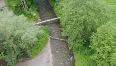 REKA ODNELA MOST, DRAMATIČNE SLIKE IZ IVANJICE Nabujala voda napravila haos, meštani na mukama (FOTO)