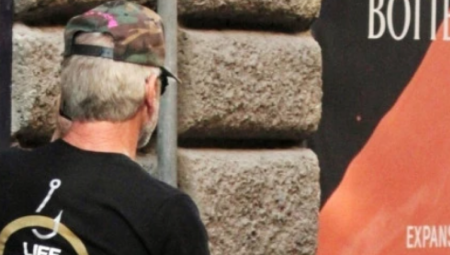 PRIČALO SE DA JU JE TUKAO BEJZBOLKOM I VEZIVAO KAO ĆURKU On je konačno progovorio i otkrio šta oseća prema bivšoj ženi