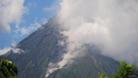 NOVA OPASNOST NA FILIPINIMA Pobegli od vulkana, preti im poplava!