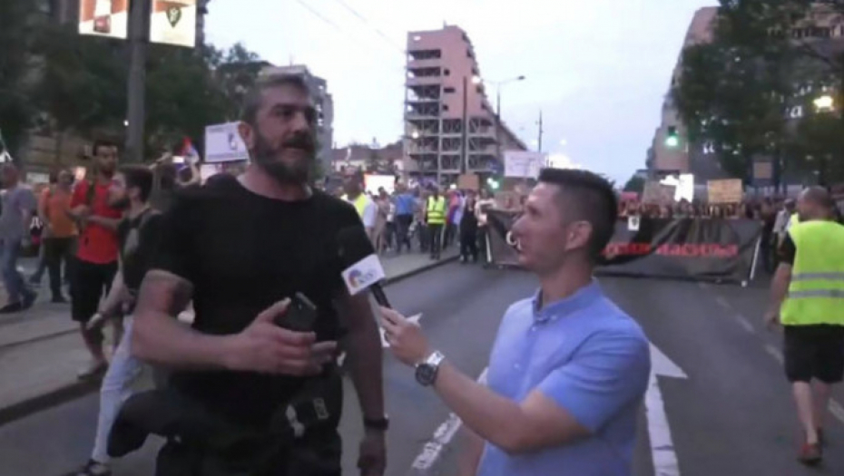 MUSLIMANSKI EKSTREMISTA NA PROTESTU OPOZICIJE Mudžahedinski učenik pozvao na nasilje i predložio subverzivne akcije