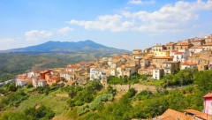 KUĆE ZA JEDAN EVRO U ovom italijanskom selu je moguće birati nekretninu skoro besplatno,  čak i ako ste stranac