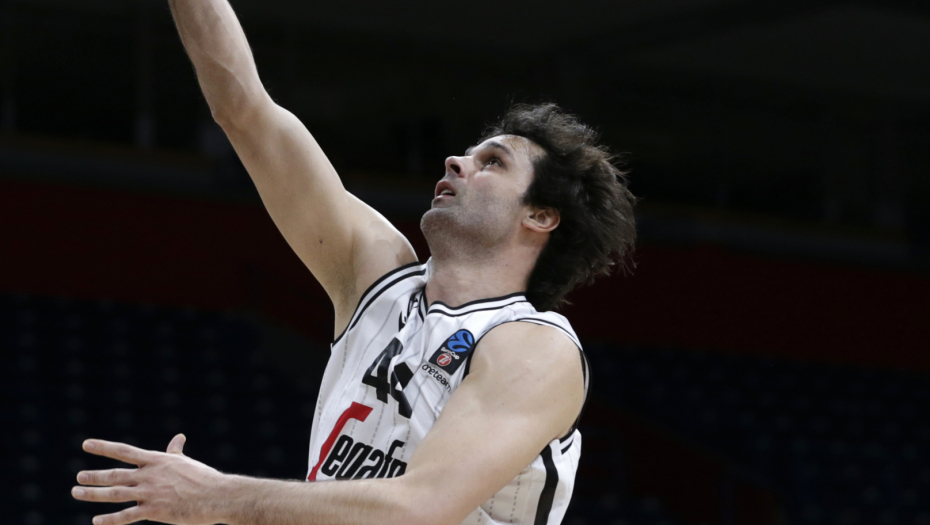 OTKRIVENO KOGA JE TEODOSIĆ VOLEO PRE JELISAVETE! Kleli se na večnu ljubav, bili na korak do oltara, a onda je došlo do preokreta!