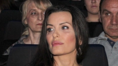 MOĆNIK KOJI STOJI IZA NJE! Elena Karaman uhvaćena sa bivšim, a njihova prisnost dokazuju pravu pozadinu njihovog odnosa, čestitke pljušte!
