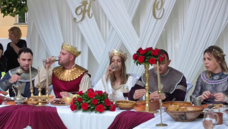 Vitezovi ih ispratili do oltara