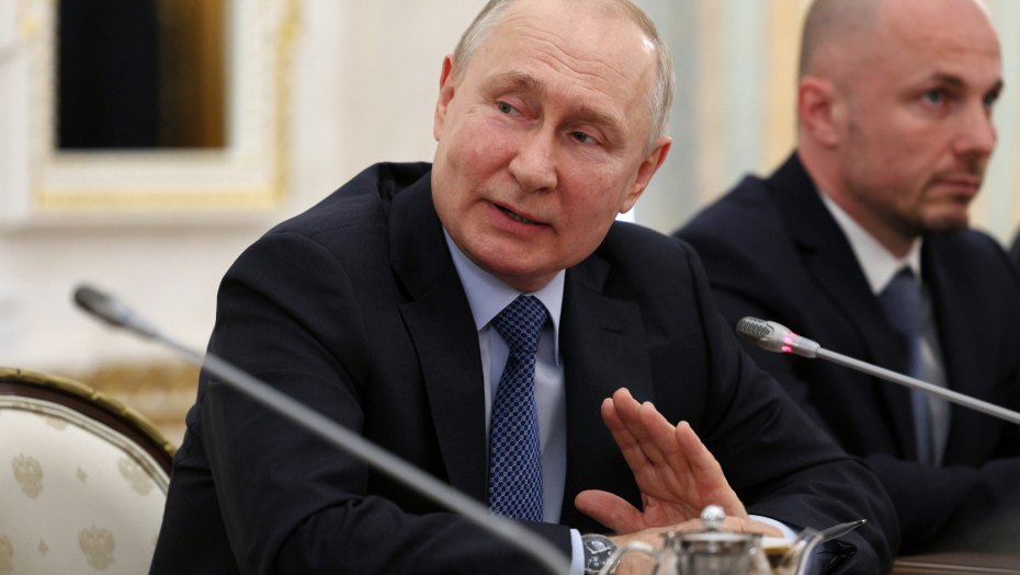 "PLANIRAJU SPAJANJE SA NATO" Putin: SAD rade na ekspanziji, hoće da udruže dva bloka