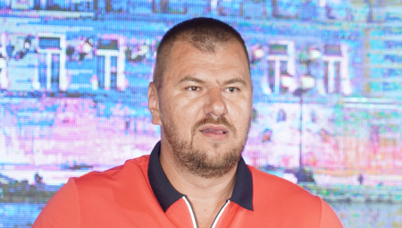 JANJUŠ PROGOVORIO ZBOG SUKOBA SA ACOM BULIĆEM! Nije mogao da dođe sebi zbog pomirenja Maje i Bilala, a onda urnisao Zoricu Marković!