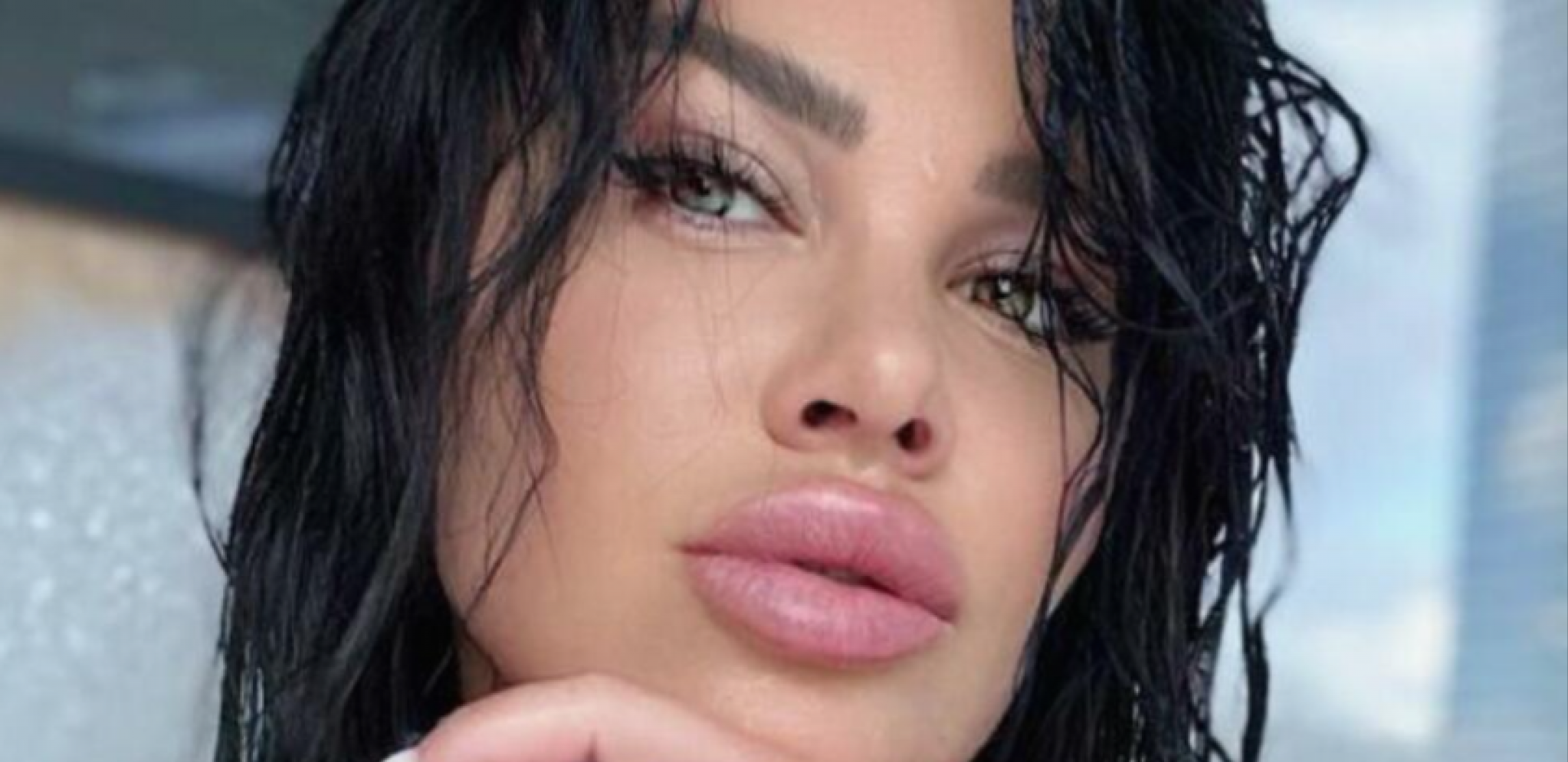 STANIJA SE NE ZAUSTAVLJA! Starleta kao od majke rođena, fanovi pali u trans! (FOTO 18+)