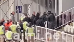 PRIŠTINOM SE ORILO "KOSOVO JE SRBIJA" Policija izbacivala, navijači napadnuti, nastao totalni haos (VIDEO)