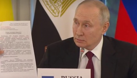 PUTIN POKAZAO SPORAZUM O UKRAJINI Dokument su parafirali, čim smo povukli vojsku iz Kijeva - odbacili su ga! (VIDEO)