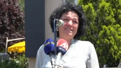 SUZE U OČIMA MAJKE UHAPŠENOG NEMANJE "Svaka optužba i laž koja je izrečena protiv mog deteta je teška i preteška" (VIDEO)