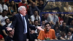 OBRADOVIĆ POBESNEO NA SUDIJE Željko nije mogao da se pomiri sa jednom odlukom (VIDEO)