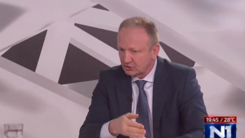 OPOZICIJA PRITISKA VUČIĆA Traže oslobađanje Kurtijevih policajaca: Oni nisu teroristi