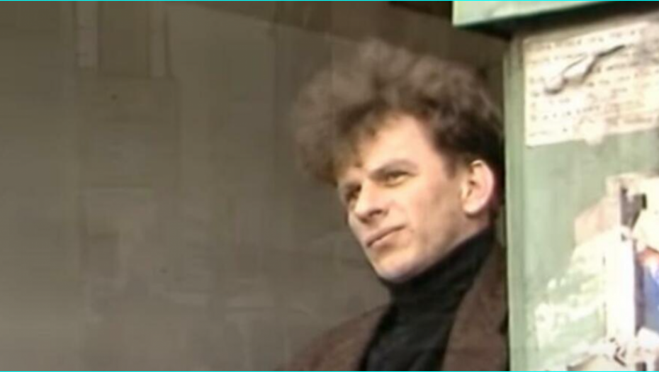 PEVAČ BOLUJE OD CEREBRALNE PARALIZE Ceo život proveo je na štakama, a evo kako je odrastao: Morali smo da delimo parče hleba