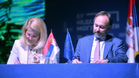 PRETPRISTUPNA POMOĆI EU SRBIJI Potpisan paket vredan 162,2 miliona evra