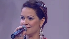 NAPUSTILA JE SRBIJU U JEKU NAJVEĆE POPULARNOSTI! Svi su pričali o njenoj aferi sa zvezdom Granda, evo kako pevačica danas izgleda