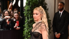 MERMAIDCORE BJUTI ESTETIKA ULTIMATIVNI HIT OVOG LETA Najpopularniji trend koji je zaludeo influenserke
