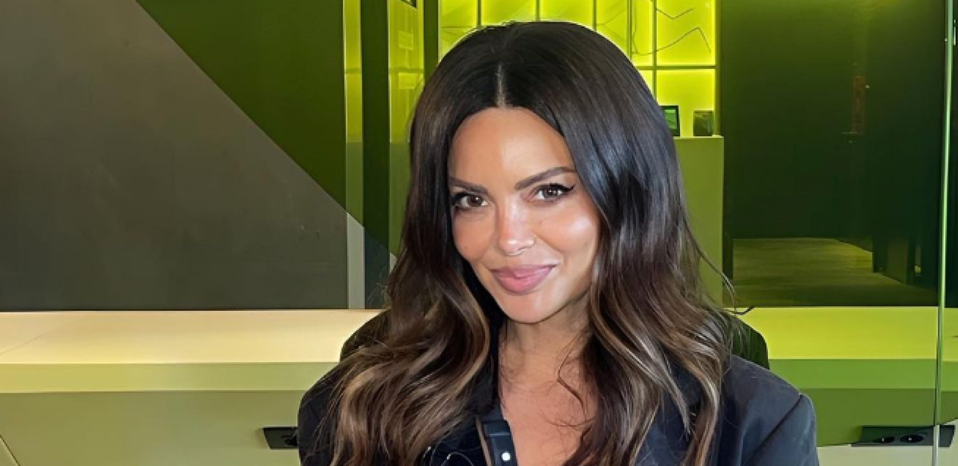 VILA OD 1.700.000 EVRA U UŽASNOM STANJU Kuća Nikoline Pišek potpuno zapuštena, bez ograde, okružena rastinjem i travom (FOTO)