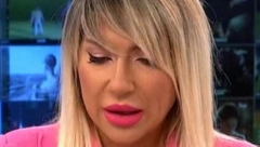 JOVANA JEREMIĆ SAZNALA ZA SMRT ČLANA PORODICE UŽIVO U PROGRAMU! Voditeljka nema od šoka, uspela je da izusti samo jedno