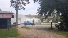 STRAVIČNO Zapalio se autobus na Iriškom vencu (VIDEO)