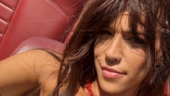 ŽIVELA U KAMPERU SA DEČKOM I VOZILA SE ĐUBRETARSKIM KAMIONOM Naša glumica se snalazila na ovaj način, čak ni wc nije bio u funkciji!