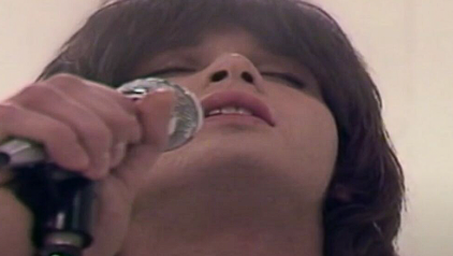 VAŽIO JE ZA NAJLEPŠEG MOMKA U JUGOSLAVIJI Zavoleo je stariju od sebe, posvetio joj pesmu, a ona mu se žestoko osvetila