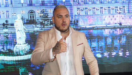 FILIP CAR PREVARIO ALEKSANDRU? Objavljene njegove prepiske sa starletom, evo kakve radnje su obavljali! (FOTO)