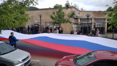 SRBI NE ODUSTAJU Na severu Kosova i Metohije nastavljeni mirni protesti