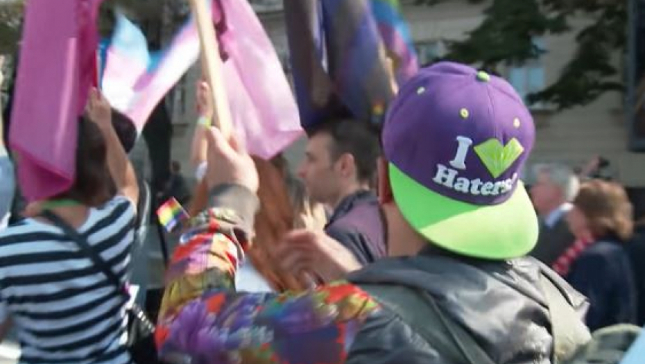 Novi Putinov udar na prava LGBT osoba: Od jula će morati na „lečenje“ u klinike