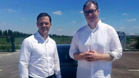 "JEL TI TO MENE SNIMAŠ..." Ovde će biti najveće gradilište! Vučić pričao o EXPO-2027 i Nacionalnom stadionu, Mali upalio kameru (VIDEO)
