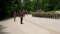 OBUKA ELITNE SRPSKE JEDINICE General Luković obišao centar Jasenovo (FOTO)