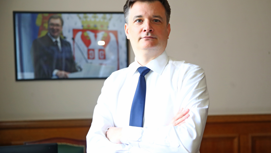 JOVANOV "Opozicioni putujući cirkus promenio lokaciju"