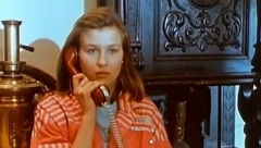 UDARIO JE AUTOBUS I NANEO TEŠKE POVREDE, A ONDA SE OKRENULA HINDUIZMU Naša glumica važila je za najlepšu, a godinama živi u Holivudu