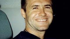 ŠOK SNIMAK SRETKA KALINIĆA KAKO BEŽI IZ ZATVORA! Stavio krpu u usta čuvaru, oteo mu i odeću i izšetao kroz hodnik (VIDEO)