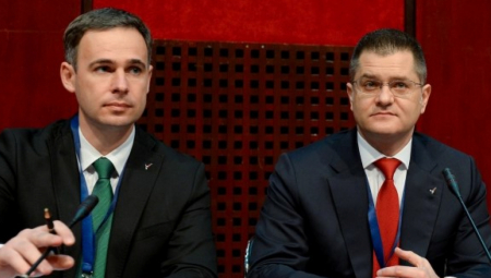 BEOGRADSKI ODBORI UZ VUKA, A NOVOSADSKI UZ MIKIJA! Nastavlja se opšti rat u Narodnoj stranci