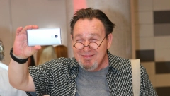 ĆERKA BANETA VIDAKOVIĆA JE OD OCA NASLEDILA UMETNIČKU CRTU Majda je pametna i uspešna devojka koja živi daleko od Srbije